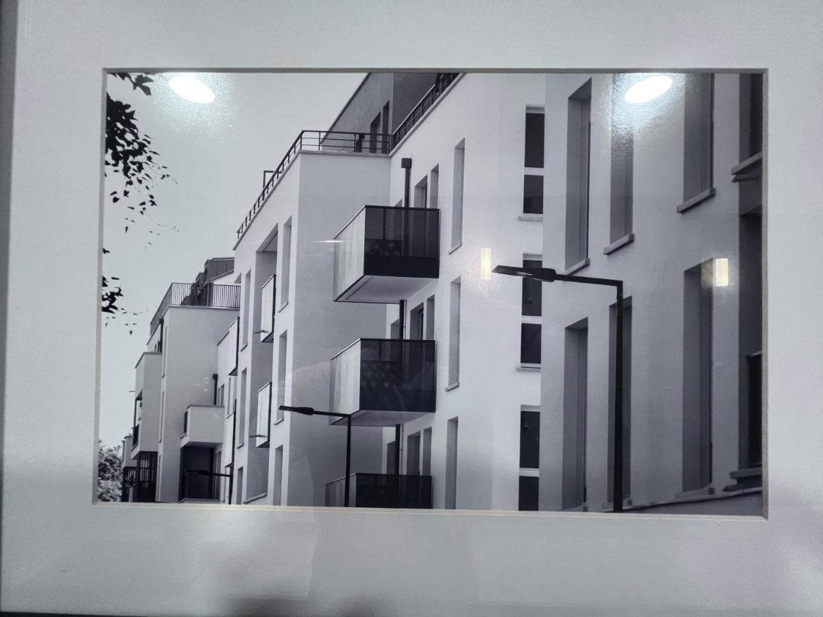 Chambre Individuelle Dans Un Appartement A 37 De Champs Elysees Сартрувіль Екстер'єр фото